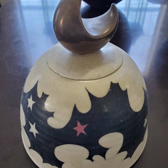 Moon - Art Deco Pottery, Porcelain by Thomas Hubert - Picture 2 of 6